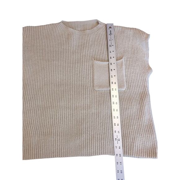 Women’s Tan Mock Neck Short Sleeve Sweater Size Medium - Picture 4 of 7